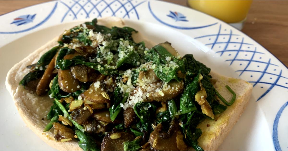 Supercharged Spinach and Mushroom Toast - Dinner With Evie